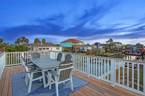 16515 Nassau Way Jamaica Beach TX 77554