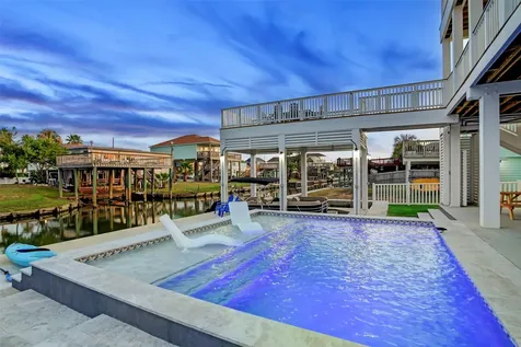 16515 Nassau Way Jamaica Beach TX 77554