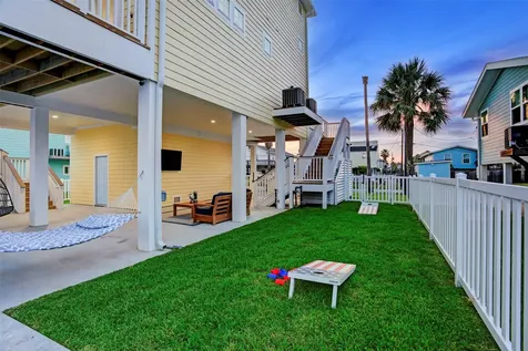 16515 Nassau Way Jamaica Beach TX 77554