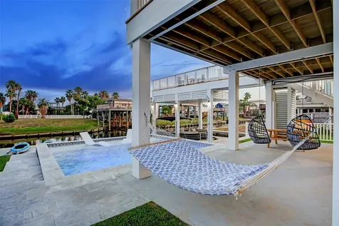 16515 Nassau Way Jamaica Beach TX 77554