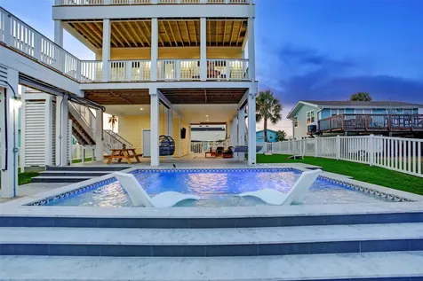 16515 Nassau Way Jamaica Beach TX 77554