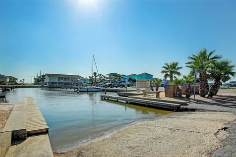 16515 Nassau Way Jamaica Beach TX 77554