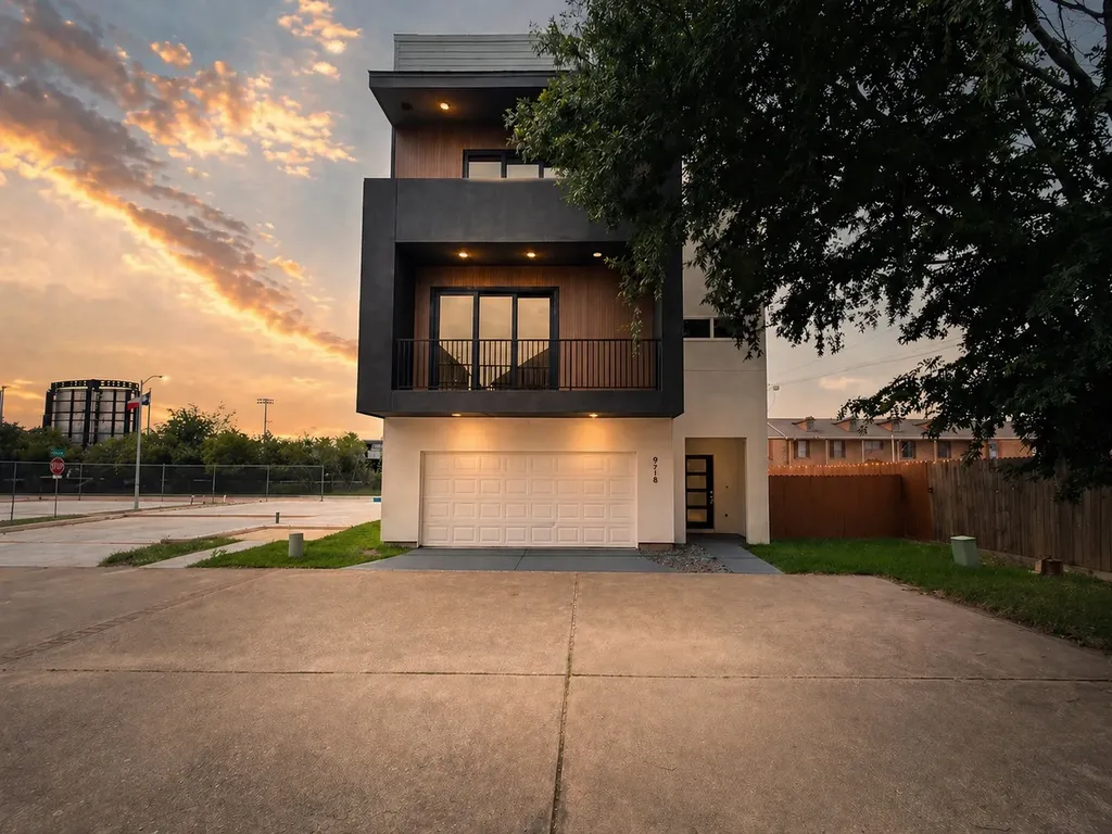 9716 Kapri Lane Houston TX 77025