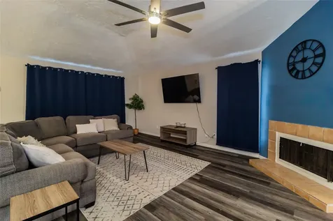 3719 Royal Manor Drive Houston TX 77082