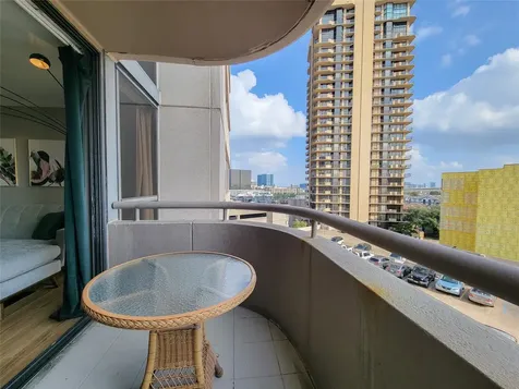 3525 Sage Road 908 Houston TX 77056