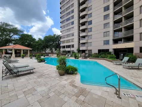 3525 Sage Road 908 Houston TX 77056