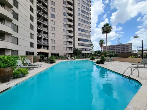 3525 Sage Road 908 Houston TX 77056