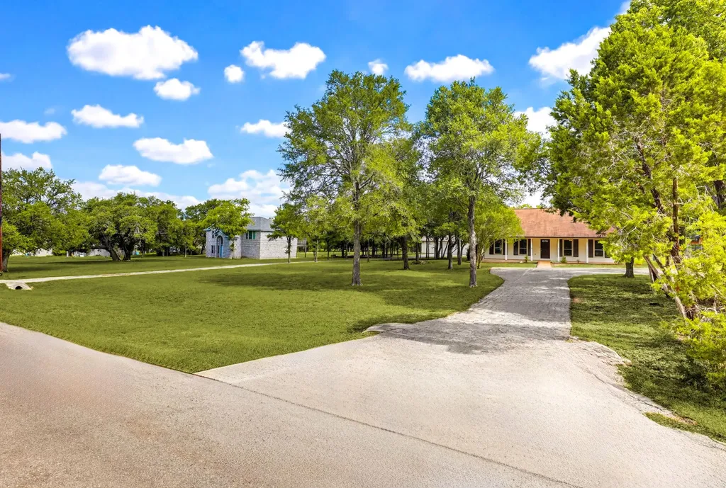 5173 Eagle Claw Drive Bulverde TX 78163
