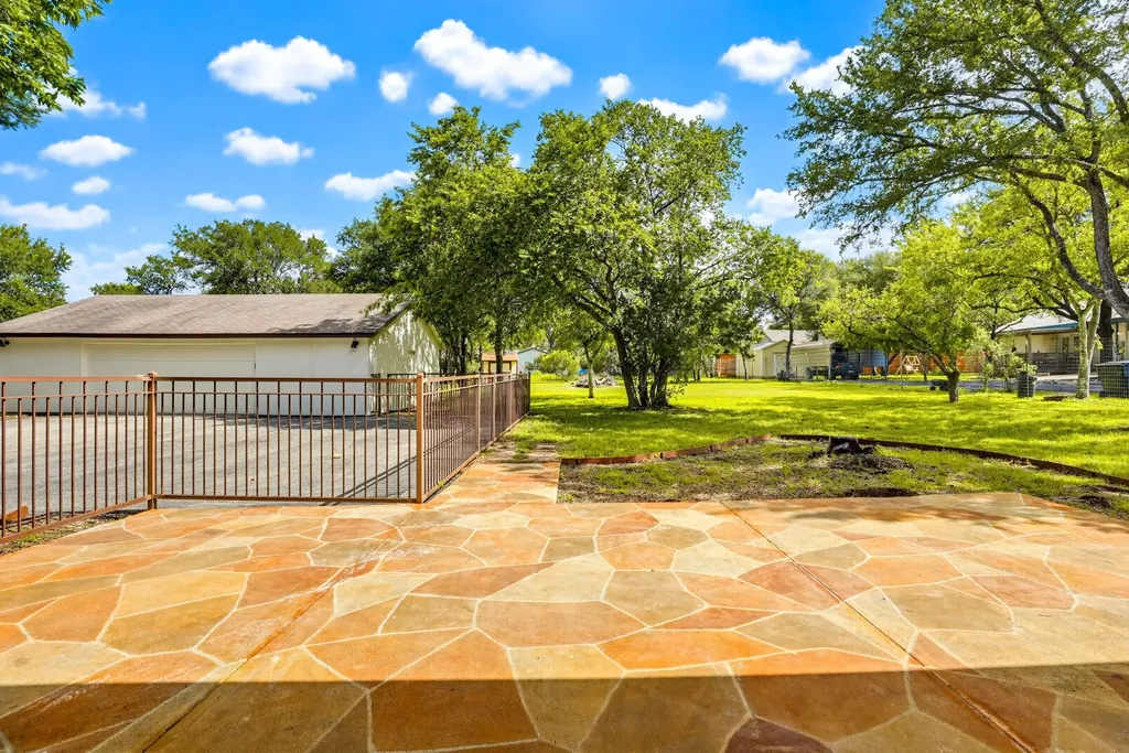 5173 Eagle Claw Drive Bulverde TX 78163