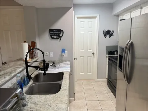 2300 Old Spanish Trail 2069 Houston TX 77054