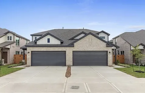 1770 N Peach Creek Drive B Dayton TX 77535
