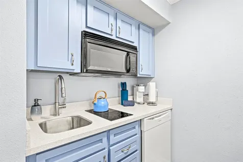 6300 Seawall Boulevard 9311 Galveston TX 77551