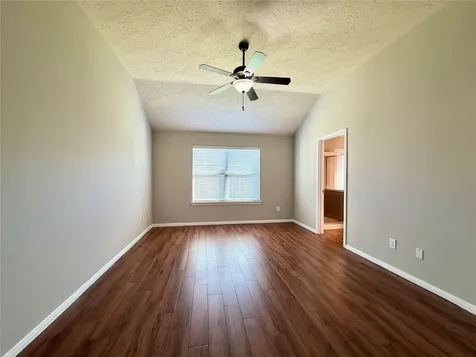 11807 Green Colling Park Drive Houston TX 77047