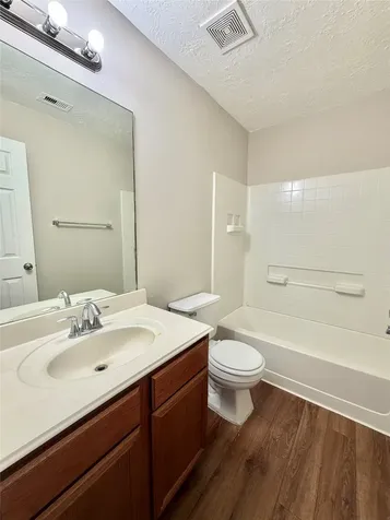 11807 Green Colling Park Drive Houston TX 77047