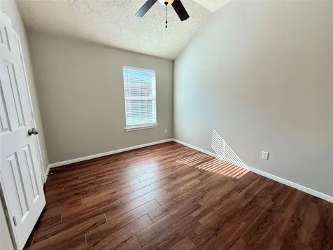 11807 Green Colling Park Drive Houston TX 77047