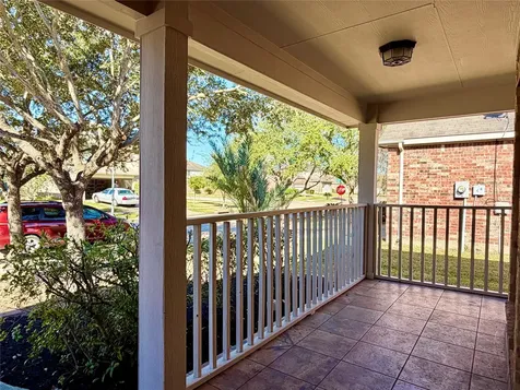 11807 Green Colling Park Drive Houston TX 77047