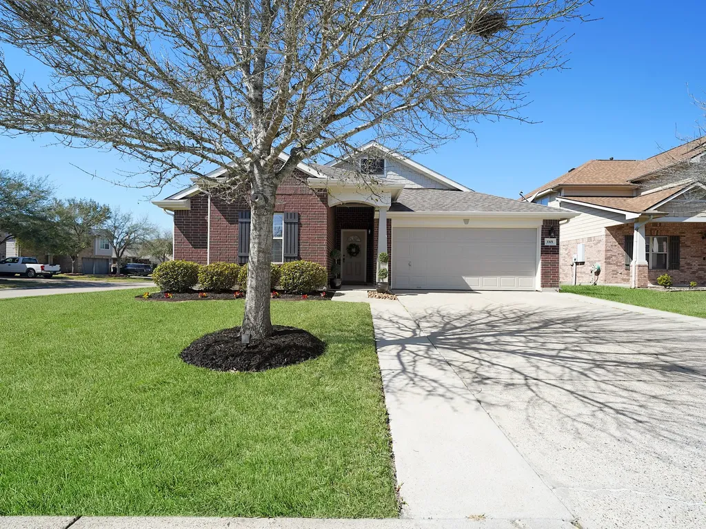 3301 Clover Hill Lane Texas City TX 77591