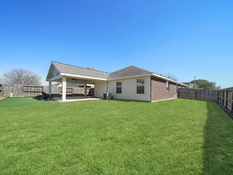 3301 Clover Hill Lane Texas City TX 77591