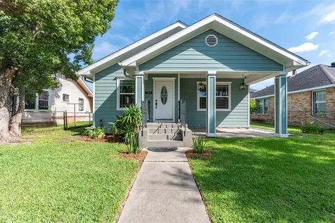 109 Dresden Street Houston TX 77012