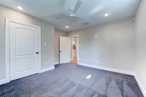 109 Dresden Street Houston TX 77012