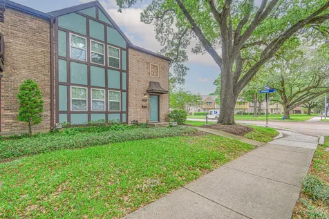 10502 Hammerly Boulevard 258 Houston TX 77043
