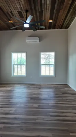 210 Julia Street Yoakum TX 77995