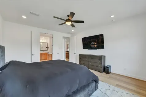 1400 River Point Drive Friendswood TX 77546
