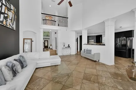 2703 Marble Brook Lane Pearland TX 77584