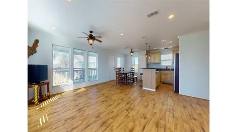 854 Palmetto Drive Crystal Beach TX 77650