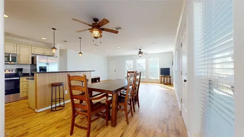 854 Palmetto Drive Crystal Beach TX 77650