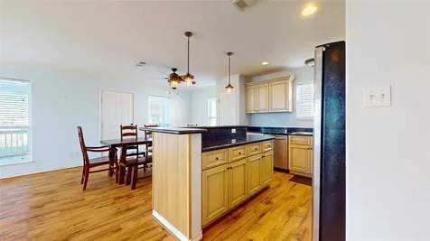 854 Palmetto Drive Crystal Beach TX 77650