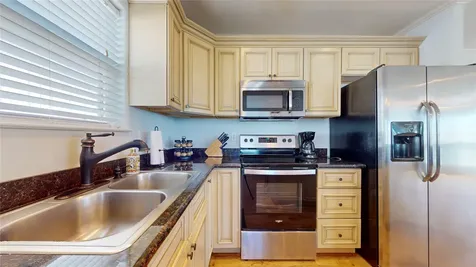 854 Palmetto Drive Crystal Beach TX 77650