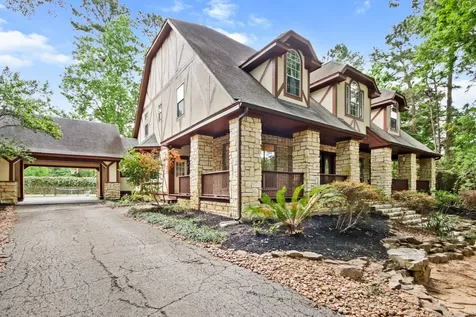 103 Fish Creek Court Montgomery TX 77316