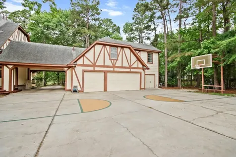 103 Fish Creek Court Montgomery TX 77316