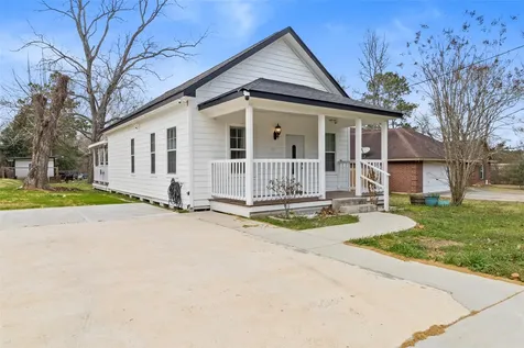 630 & 610 S Railroad Avenue Shepherd TX 77371
