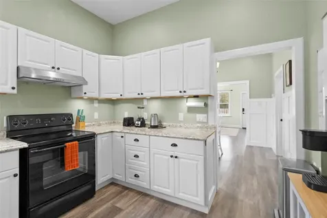 630 & 610 S Railroad Avenue Shepherd TX 77371
