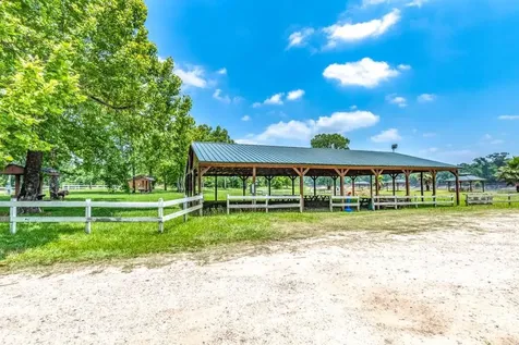 C2 Park Court Cleveland TX 77327