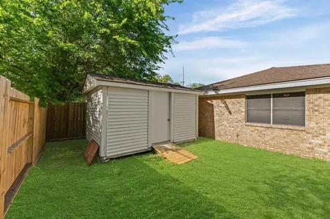 2562 Kevin Lane Houston TX 77043