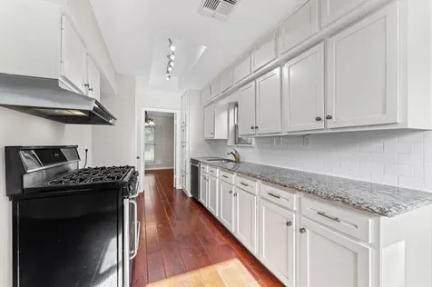 2562 Kevin Lane Houston TX 77043