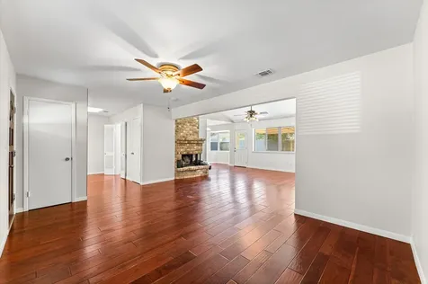 2562 Kevin Lane Houston TX 77043