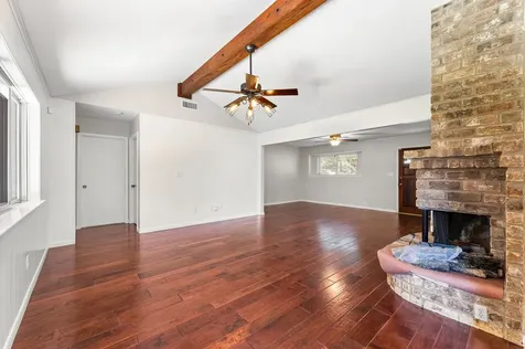 2562 Kevin Lane Houston TX 77043