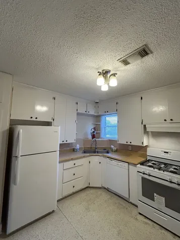 2928 Avenue O 2 Galveston TX 77550