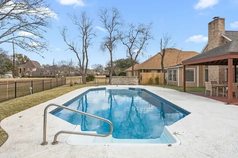 1818 Plantation Drive Richmond TX 77406