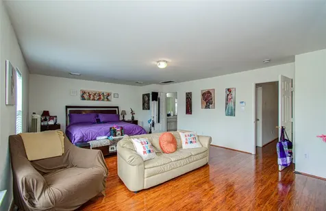 1718 Redwing Ridge Drive Houston TX 77009