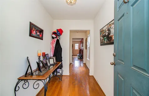 1718 Redwing Ridge Drive Houston TX 77009