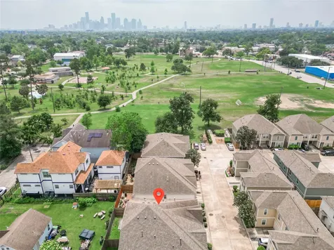 1718 Redwing Ridge Drive Houston TX 77009