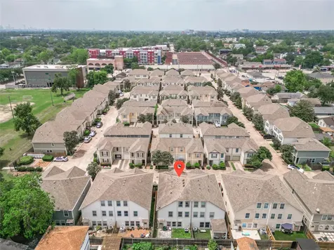 1718 Redwing Ridge Drive Houston TX 77009