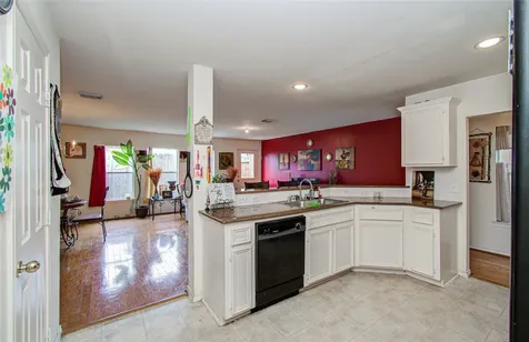 1718 Redwing Ridge Drive Houston TX 77009