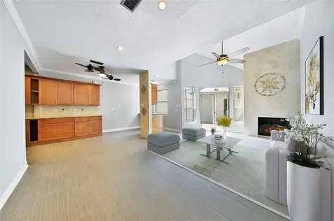652 N Eldridge Parkway Houston TX 77079