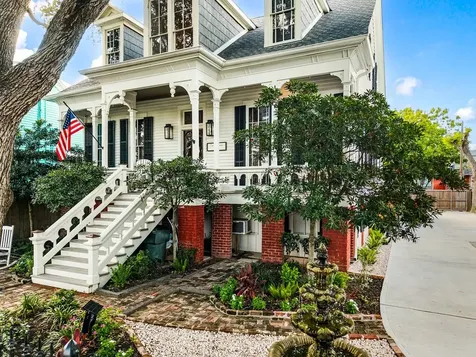 2110 Avenue O Galveston TX 77550
